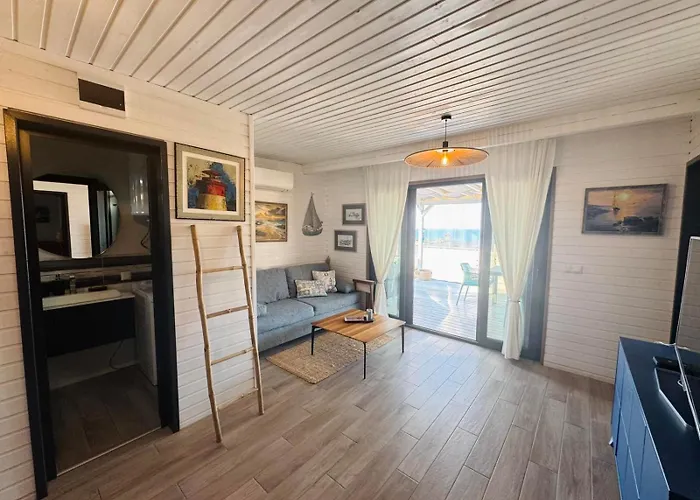 Gardenia - Seabed Lozenets